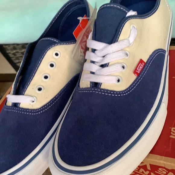 VANS AUTHENTIC PRO STV NAVY/CLASSIC WHITE WMNS - Picture 12 of 14